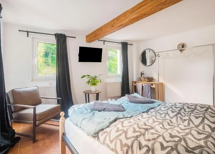 Cosy In With Barbecue Apartment